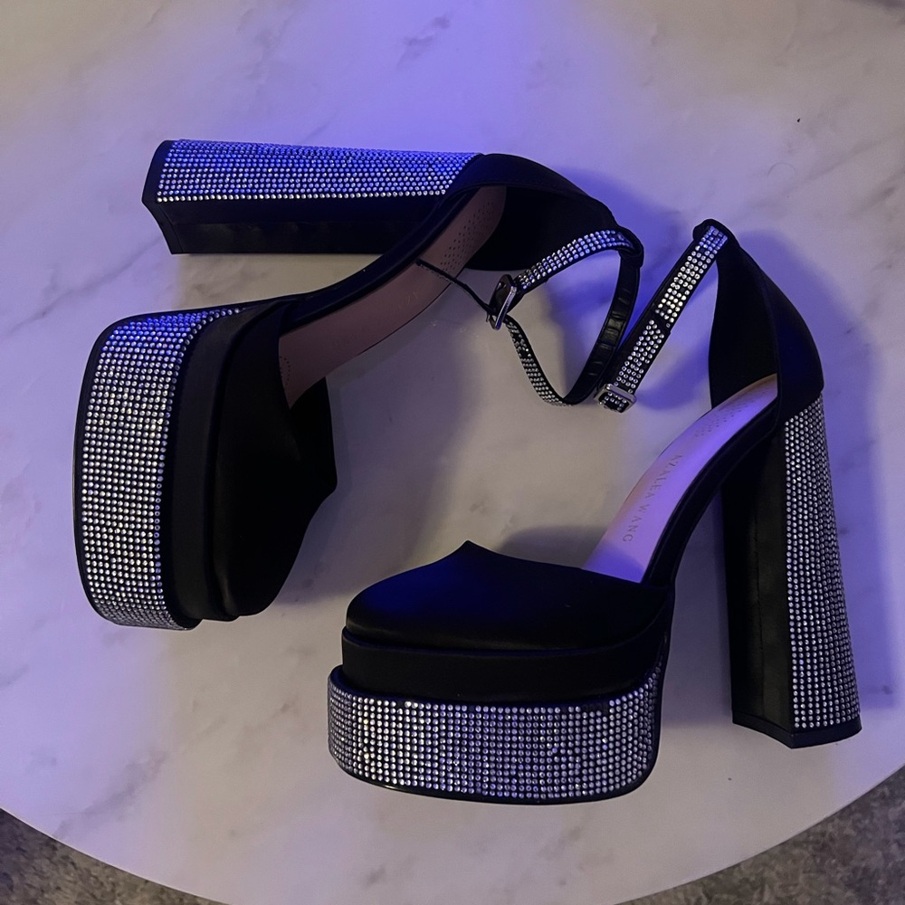 Akira Platform Shoes